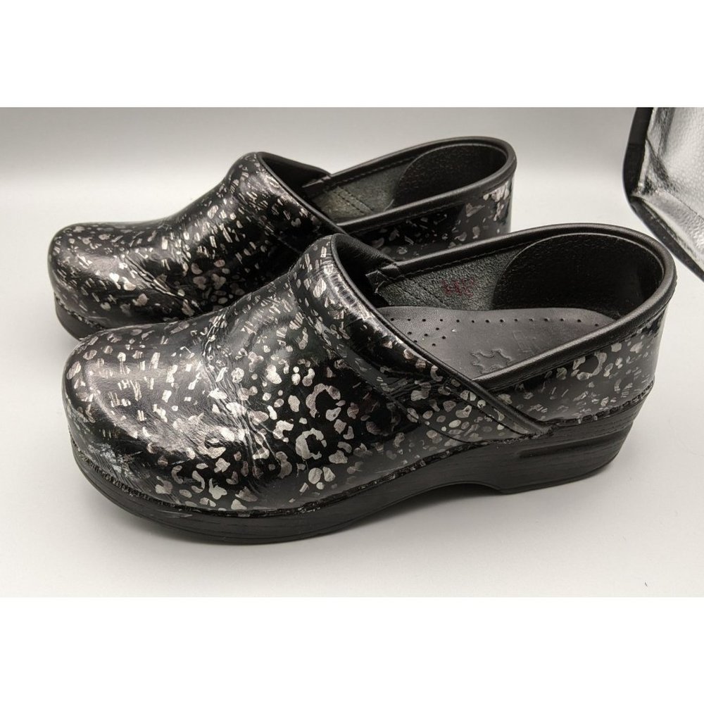 DANSKO Women's Professional Speckled Metallic Black Silver Patent Clogs Euro 37